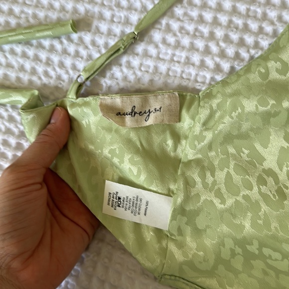 Leopard Tie Tank Top - Picture 5 of 9